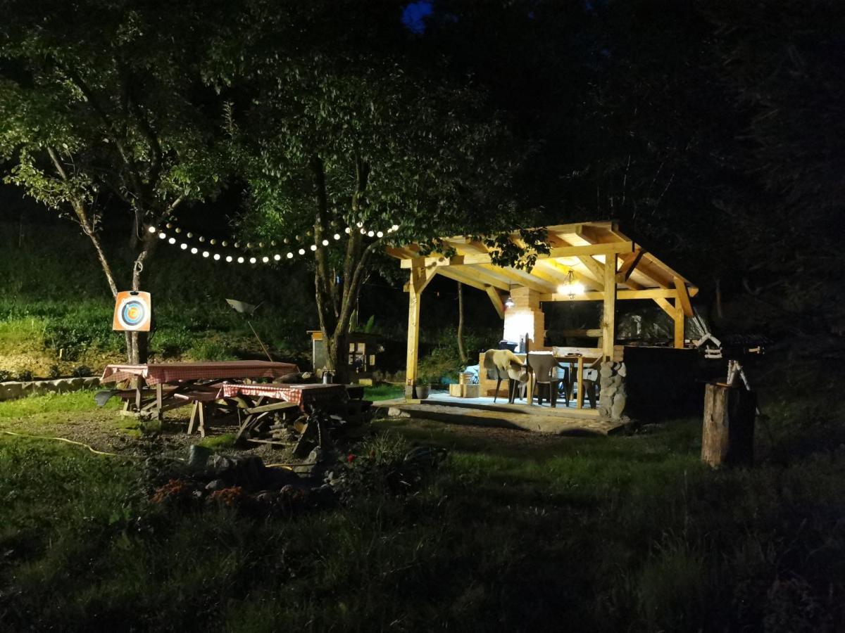 Soho Lodge Rasnov 外观 照片