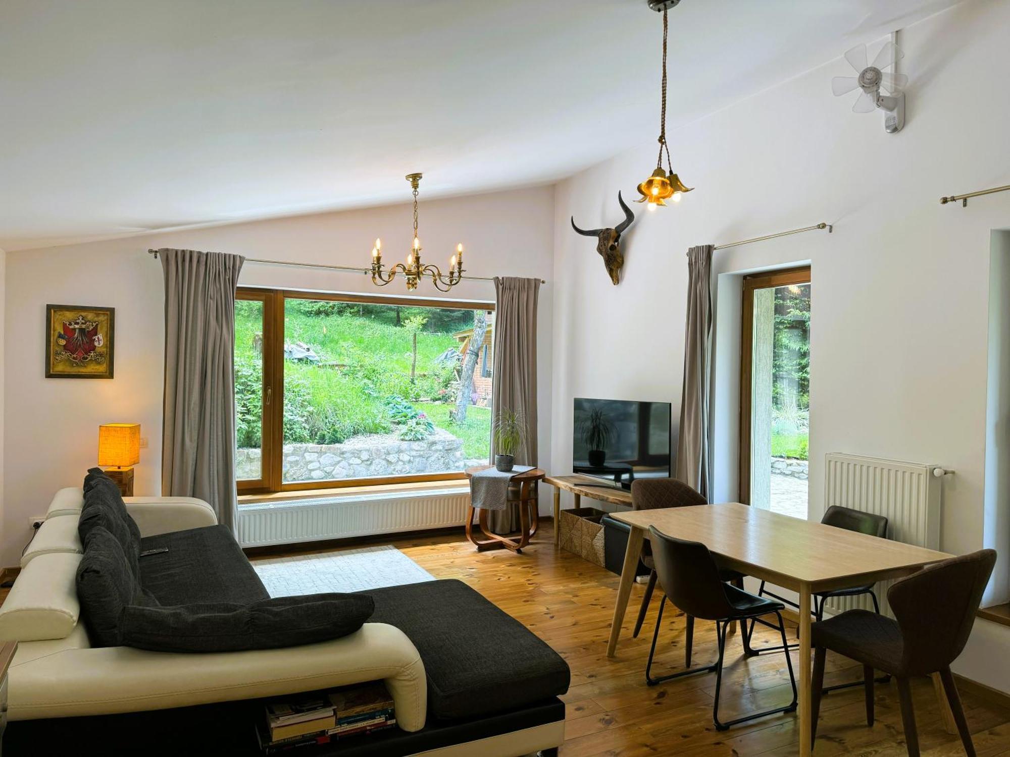 Soho Lodge Rasnov 外观 照片
